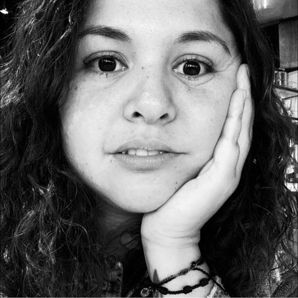 yvetteslilsis03